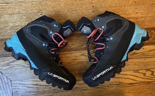 Barely used la sportiva - la,