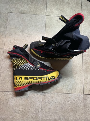 Sportiva black yellow - black,